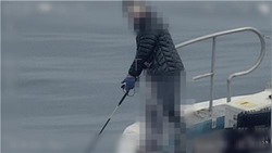 “낚시객 여러분 제발 구명조끼 착용하세요. 하늘에서 지켜봅니다” 