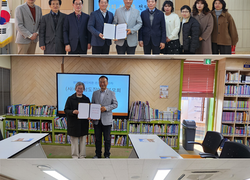 충남장애인부모회, 천안지역 장애인학교 찾아 장학금 전달