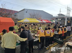 천안 이랜드 물류센터 화재 현장에 닿은 ‘따뜻한 나눔’